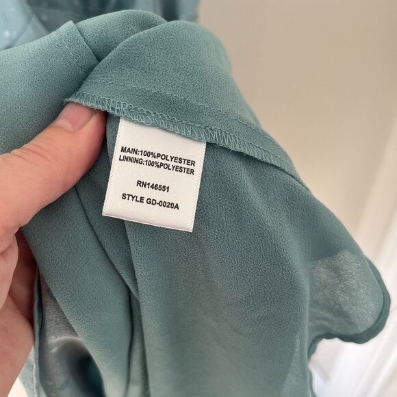 August 1 Eight Sleeveless Satin Faux Wrap Dress Large Mint Green Print Size Med - Picture 6 of 6